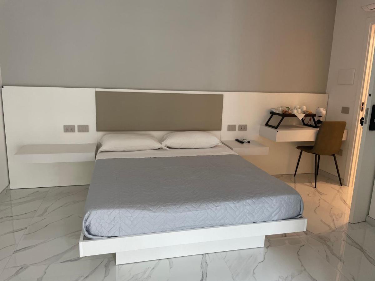 B & B La Casa Di Bianca Luxury Crotone Exterior foto